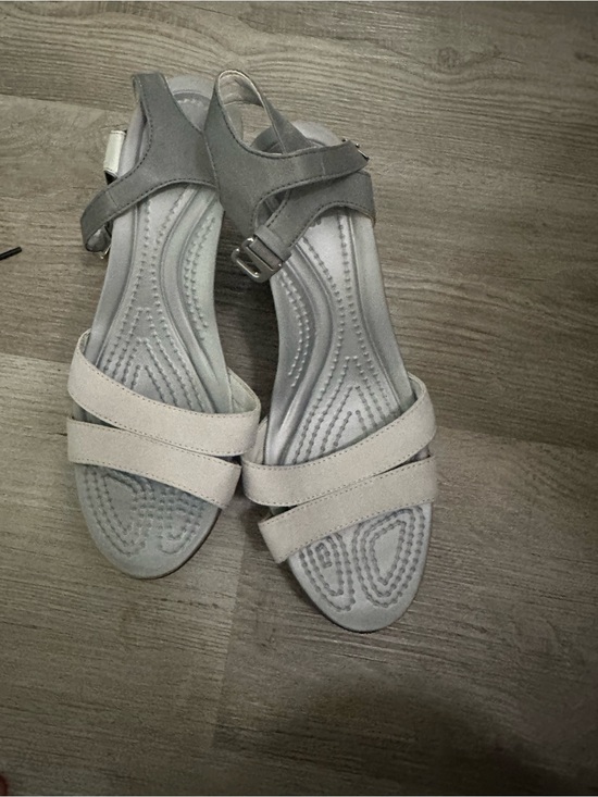 CROCS Shoes - CROCS Light Gray and Off-White Wedge Sandals